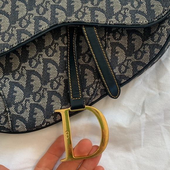 Dior Vintage Oblique Medium Saddle Bag - Picture 3 of 16
